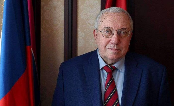 А. А. Кокошин А. А. Кокошин